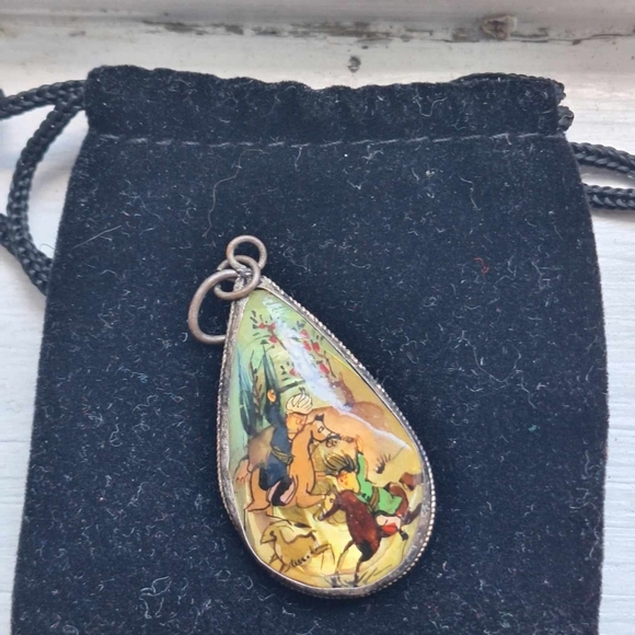 Antique  Hand Painted Persian Pendant - Picture 14 of 14